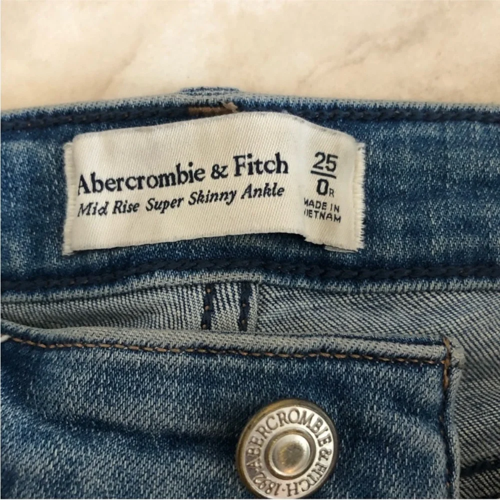 Abercrombie & Fitch Midrise Super Skinny Ankle Jeans - Picture 5 of 11
